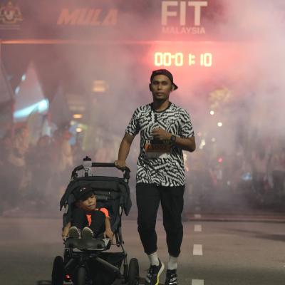 Fm 100