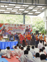 pertandingan dan persembahan karate 