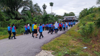JALAN KAKI 1 KM